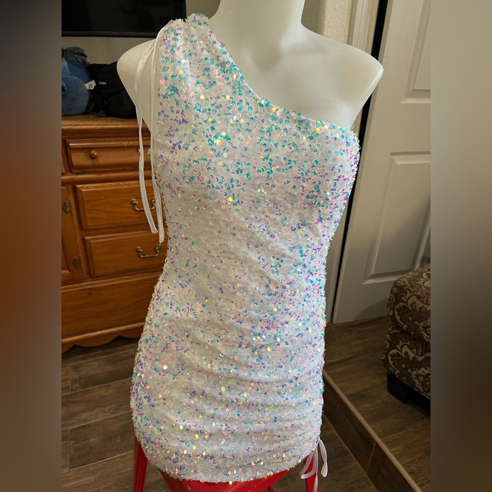 White Sequin B.DARLIN One shoulder Tie Pullover Dress-5/6 juniors